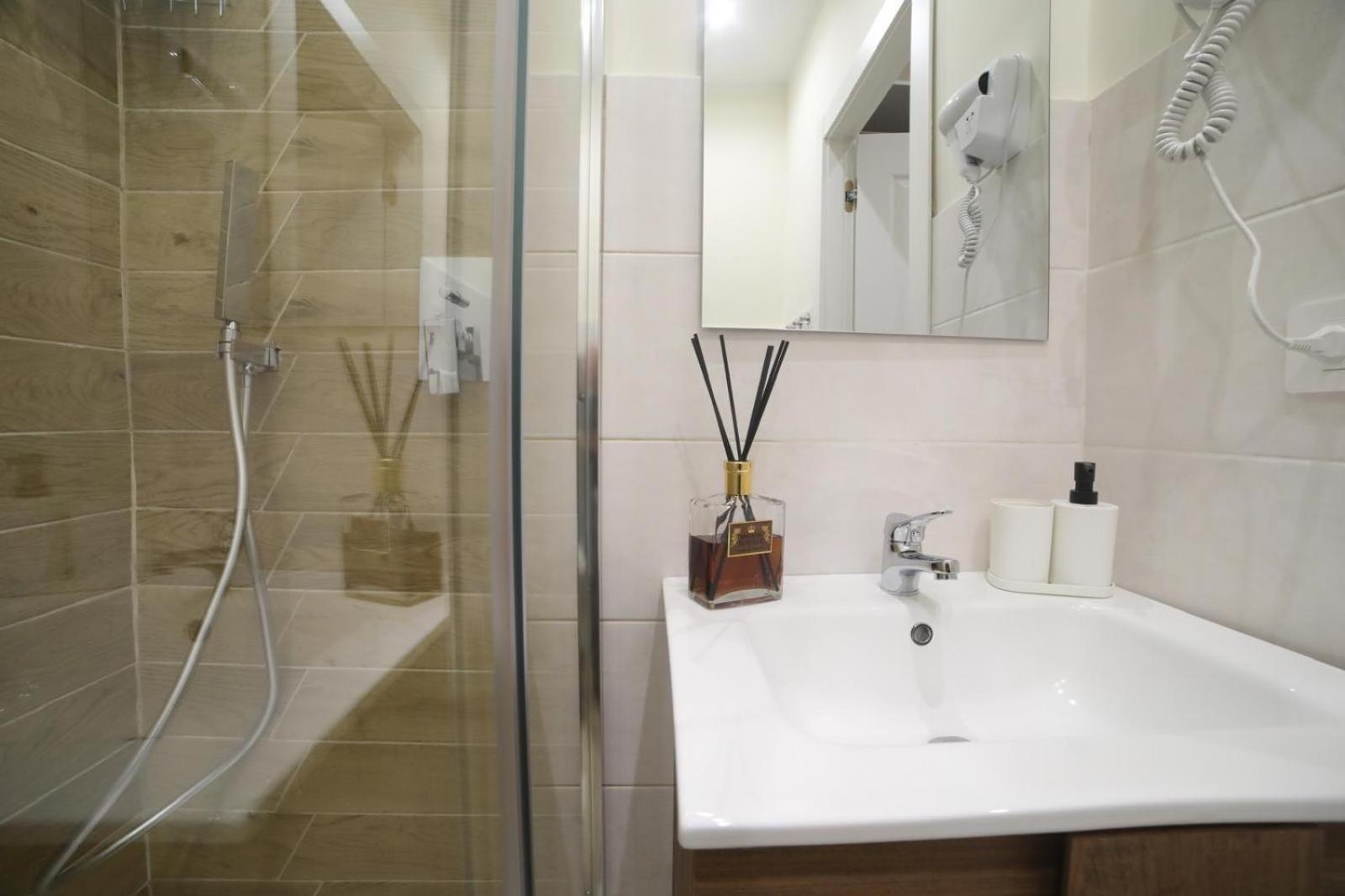 Vico Croce Suite, Spaccanapoli Affittacamere